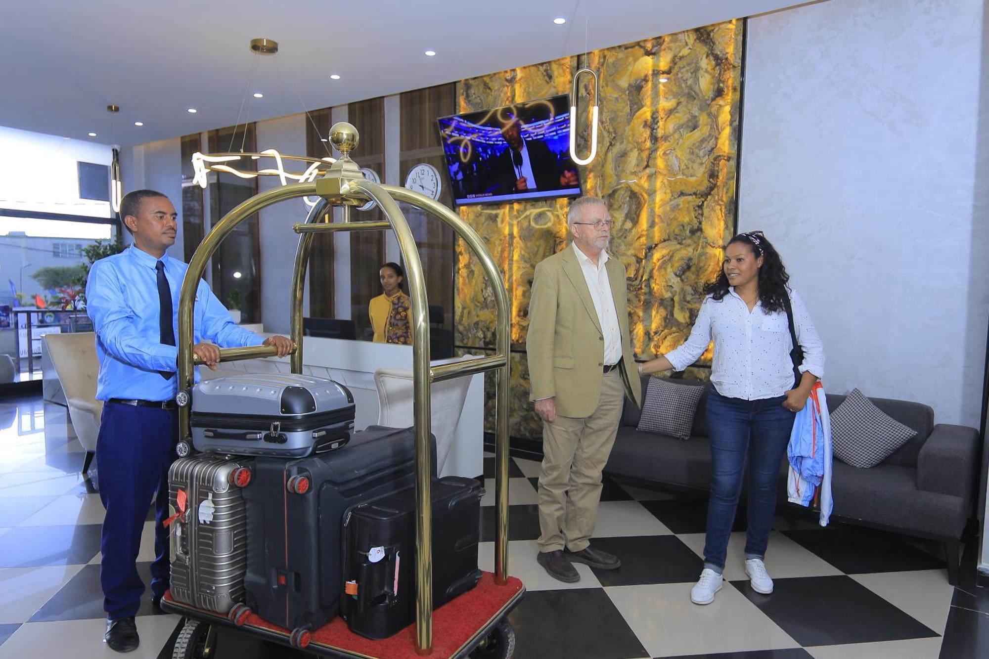 Zemilo Hotel Apartment Addis Abeba Esterno foto